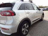 Used 2017 Kia Niro EX image 4