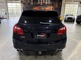 Used 2011 Porsche Cayenne Turbo image 6