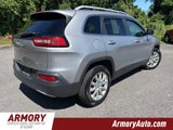 Used 2017 Jeep Cherokee Limited image 4