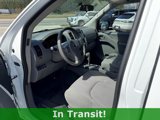 Used 2019 Nissan Frontier SV image 2