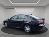 Used 2021 Toyota Camry LE image 3