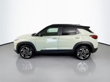 Used 2024 Chevrolet TrailBlazer RS w/ Driver Confidence Package image 2