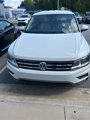 Used 2018 Volkswagen Tiguan SE image 2