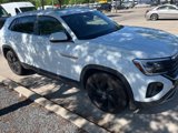 Used 2024 Volkswagen Atlas Cross Sport SE w/ Panoramic Sunroof Package image 2
