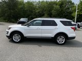 Used 2017 Ford Explorer XLT w/ Equipment Group 202A image 4
