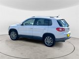 Used 2010 Volkswagen Tiguan SE image 3