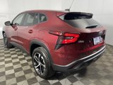 Used 2025 Chevrolet Trax RS image 3