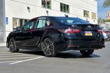 Used 2021 Toyota Camry SE image 6