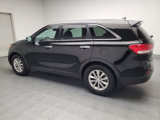 Used 2018 Kia Sorento LX image 3