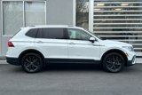 Used 2024 Volkswagen Tiguan SE image 3
