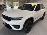 Used 2023 Jeep Grand Cherokee Altitude image 3
