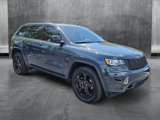 Used 2018 Jeep Grand Cherokee Laredo image 3
