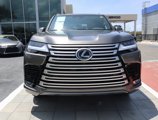 Used 2025 Lexus LX 700h Luxury image 2