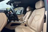Used 2024 Porsche Macan image 5