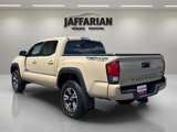 Used 2018 Toyota Tacoma TRD Sport image 3