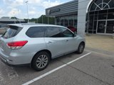 Used 2014 Nissan Pathfinder S image 5