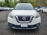 Used 2018 Nissan Kicks SV image 2