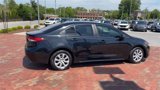Used 2022 Toyota Corolla LE image 2