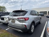 Used 2020 Ford Escape SE image 5