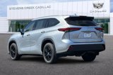 Used 2022 Toyota Highlander XLE image 6