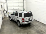Used 2010 Jeep Liberty Limited w/ Tire & Wheel Group image 5