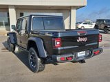 New 2025 Jeep Gladiator Rubicon w/ Technology Group image 4