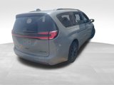 Used 2021 Chrysler Pacifica Touring w/ S Appearance Package image 5