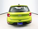 Certified 2022 Hyundai Venue SE image 6