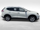 Used 2016 Nissan Rogue SV w/ SV Premium Package image 5