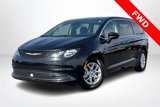 Used 2023 Chrysler Voyager LX image 3