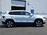 Used 2024 Volkswagen Taos SE image 5