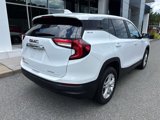 Used 2022 GMC Terrain SLE image 3