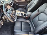 Certified 2024 Porsche Macan image 4