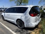 Used 2017 Chrysler Pacifica Touring-L image 3