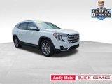 Used 2024 GMC Terrain SLT image 2