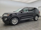 Used 2016 Ford Explorer XLT w/ Equipment Group 202A image 2