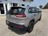 Used 2015 Jeep Cherokee Sport image 5