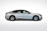 Used 2019 Chevrolet Malibu LT image 3