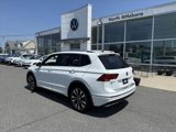Certified 2021 Volkswagen Tiguan SEL Premium R-Line image 4