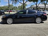 Used 2020 Toyota Camry LE image 2