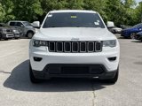Used 2020 Jeep Grand Cherokee Laredo image 2