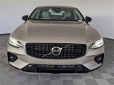 New 2024 Volvo S60 B5 Core image 3