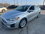 Used 2019 Ford Fusion SE image 3