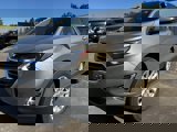 Used 2018 Chevrolet Equinox LT image 2