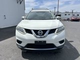 Used 2015 Nissan Rogue SV w/ SV Premium Package image 2