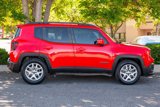 Used 2015 Jeep Renegade Latitude image 4