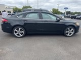 Used 2015 Ford Fusion SE image 4