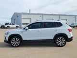 Used 2023 Volkswagen Taos SE image 3