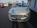 Used 2017 Ford Fusion SE w/ Fusion SE Technology Package image 5