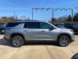 New 2025 Chevrolet Traverse LT w/ Enhanced Driving Package image 2